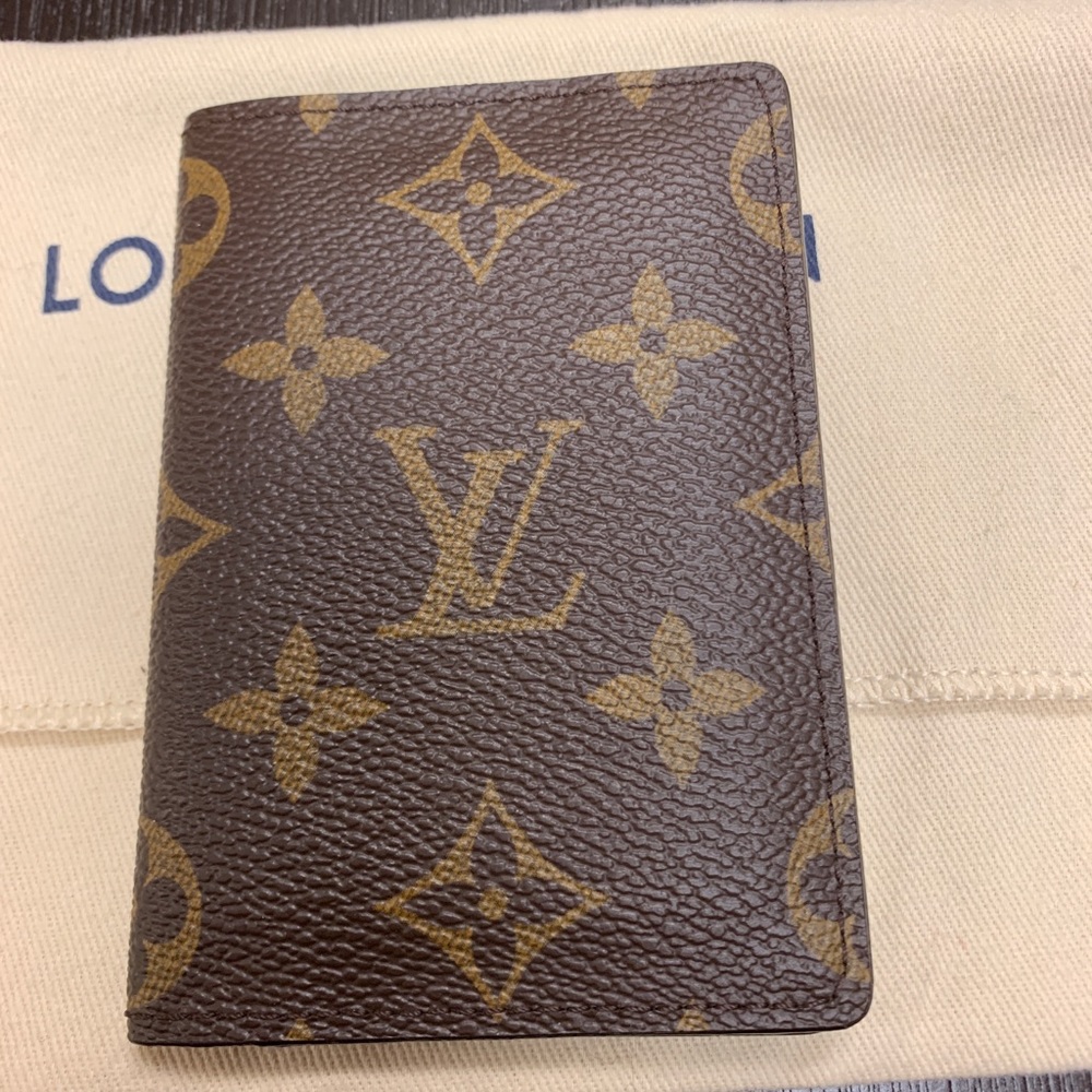 Louis Vuitton Pocket Organizer - Picture 2 of 4